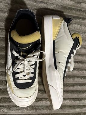 Nike Drop Type lx